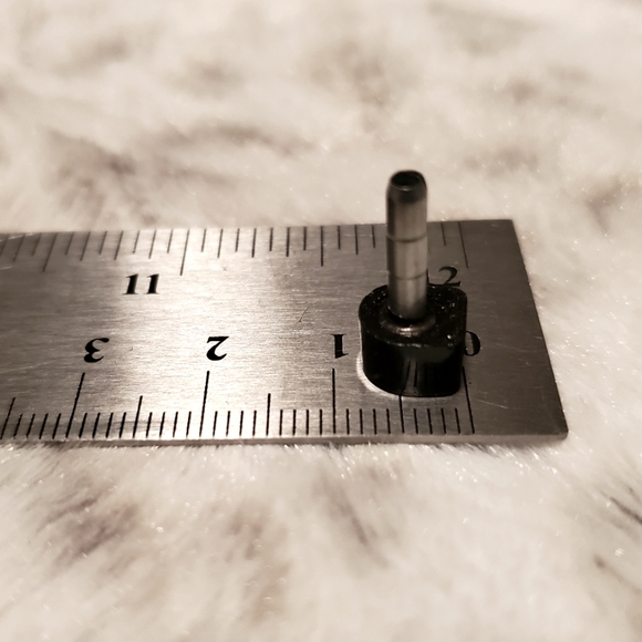 LOUBOUTIN  Heel Tips - Picture 4 of 4